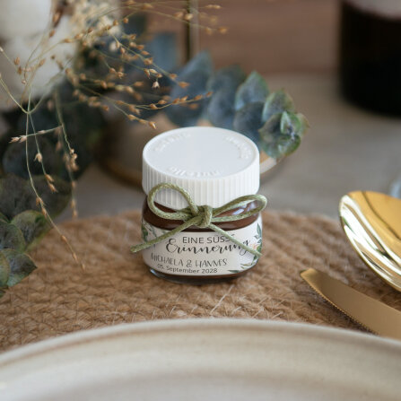 Gastgeschenk Mini Nutella Glas mit Aufkleber "Green Magic" online selbst gestalten