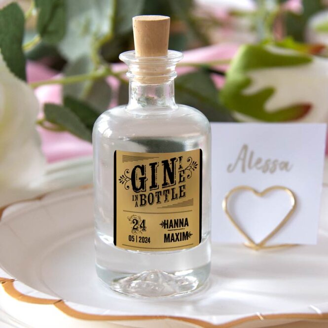 Gastgeschenk Fläschchen mit Aufkleber "Ginie in a bottle"