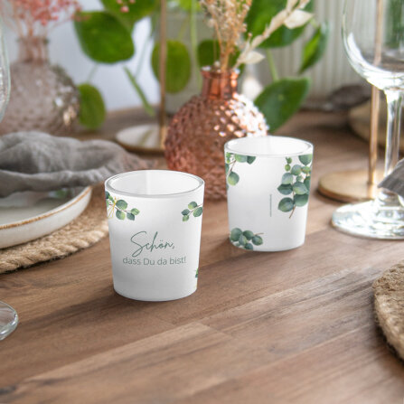 Gastgeschenk Tischkarte Windlicht "Eukalyptus Geometrie" inkl. Glas "Schön, dass Du da bist!"
