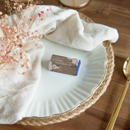 SMARTIES mini mit Banderole "Holz und Spitze"...