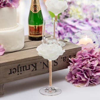 DIY - Rosenblütenglas für die Hochzeit