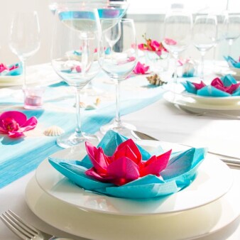 Karibische Hochzeit - Tischdeko in T&uuml;rkis &amp; Pink