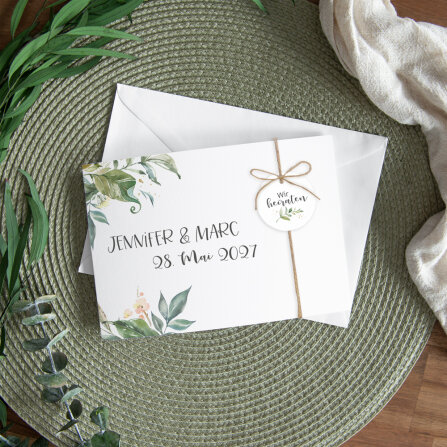 24 x Geschenkanhänger rund "Green Magic"...