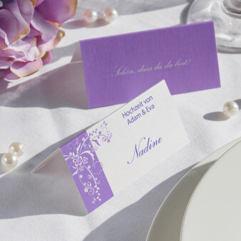 Tischkarte Hochzeit Blumenranke flieder inkl. Namensdruck