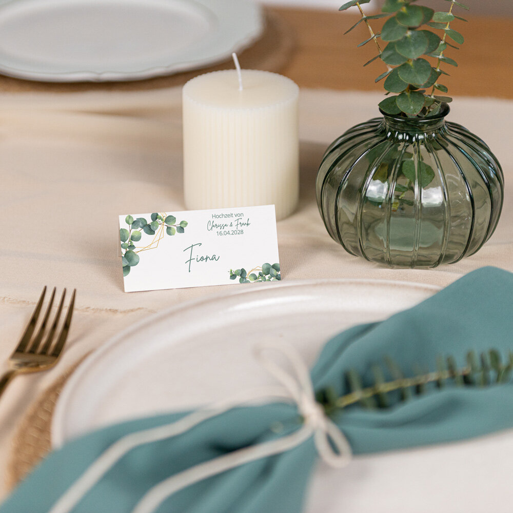 25 Tischkarten Für Hochzeit Mit Satin-Schleife – Personalisierbar, Metallisierter Karton, Eukalyptus-Salbei Design | 4,8x15 Cm