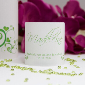 Tischkarte Windlicht Hochzeit Herzranken Grün inkl. Personalisierung & Maxi Teelicht