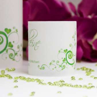 Tischkarte Windlicht Hochzeit Herzranken Grün inkl. Personalisierung & Maxi Teelicht