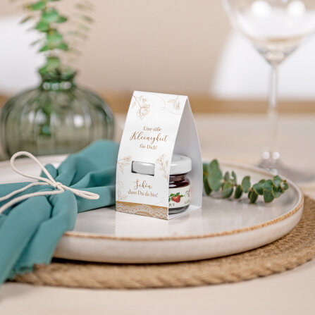 Geschenktäschchen mit Erdbeer Konfitüre...