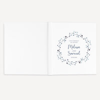 Personalisiertes Gästebuch Hochzeit zum Ausfüllen "Blätterkranz blau"