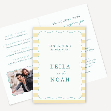 Hochzeitseinladung Klappkarte hoch "Waves & Stripes"