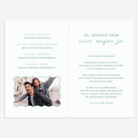 Hochzeitseinladung Klappkarte hoch "Waves & Stripes"