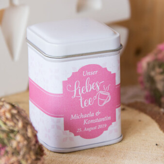 Teedose mit Aufkleber "Liebestee" personalisiert