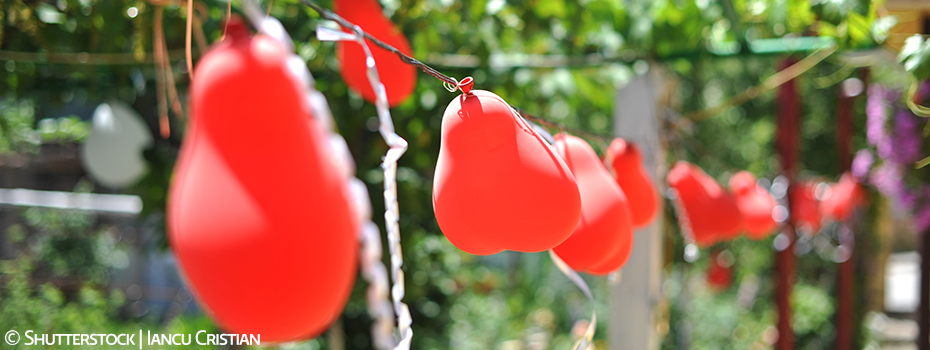 Luftballons als Gartendeko